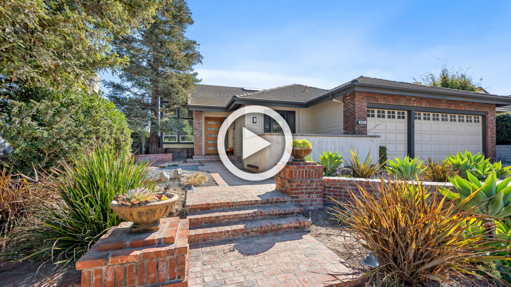 Residential exterior of a single-storey home in Los Angeles